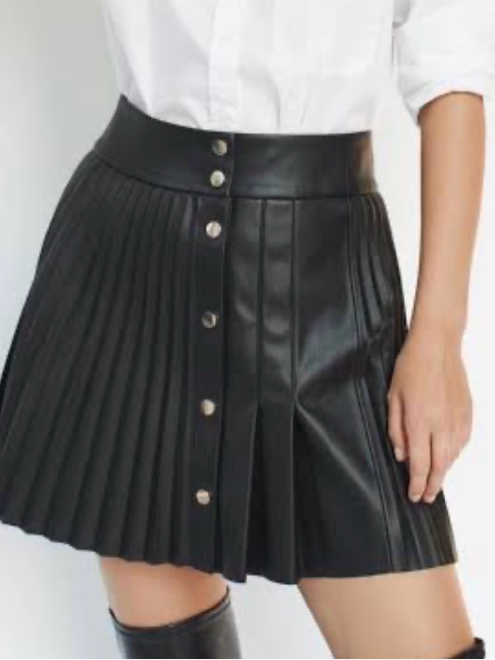 Zara Black Faux Leather Button-Front Pleated Mini Skirt